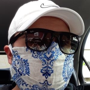 Meet your Posher, Luis